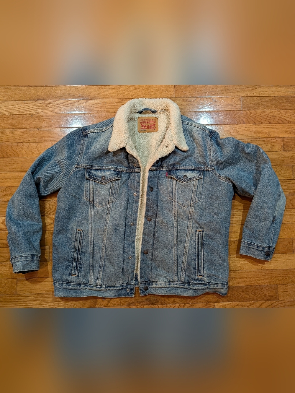 VTG Levi's Blue Denim Jacket with Sherpa Lining Mens XL
